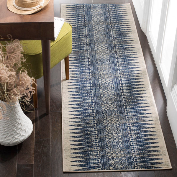 Safavieh Evoke 226 Power Loomed  Rug Ivory / Blue EVK226C-27