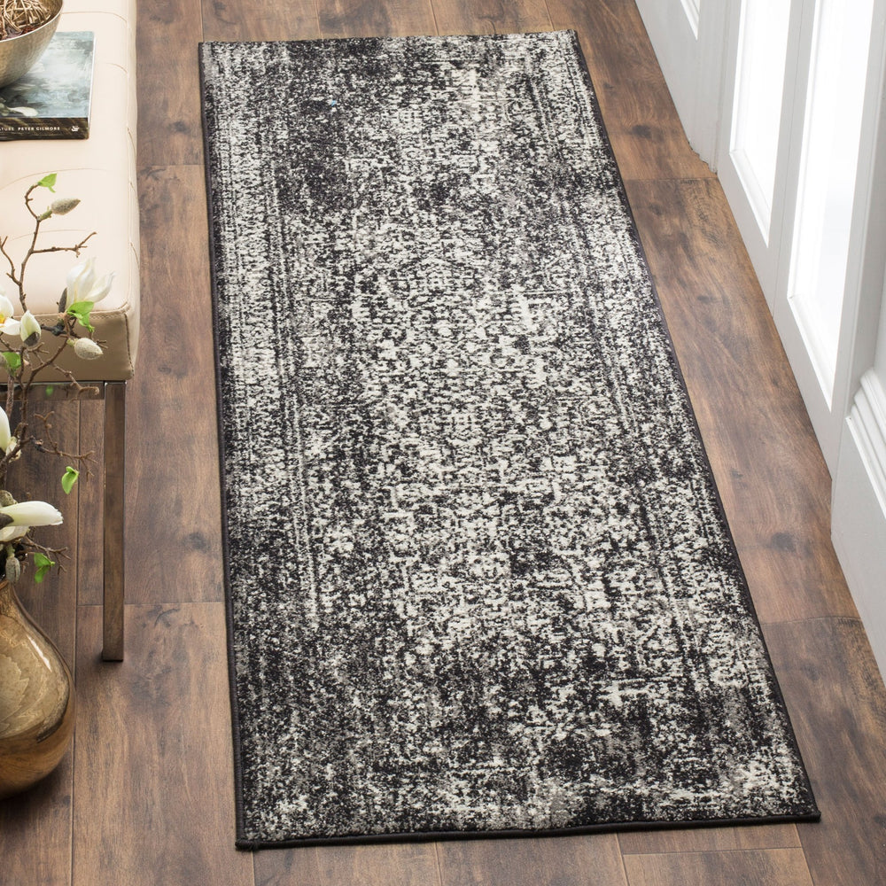 Safavieh Evoke Low-Profile Turkish Area Rug In Black And Grey — Transitional Durable Power-Loomed Elegance 6'-0" x 8'-0" EVK256R-68