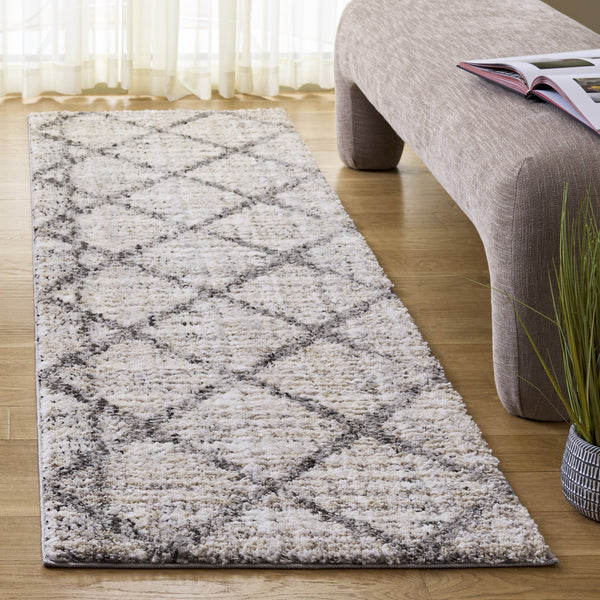 Safavieh Everett Plush Shag Area Rug Ivory & Grey — 1" Pile, Power-Loomed Turkey, Stain-Resistant, Modern Cozy 5'-3" x 7'-0" EVR800A-5