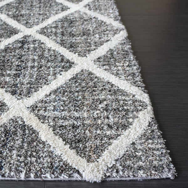 Safavieh Everett Modern Area Rug – Stylish Medium Design For Home Décor, Soft Texture, Durable Weave Grey ,Ivory Polypropylene & Polyester Evr800f-7