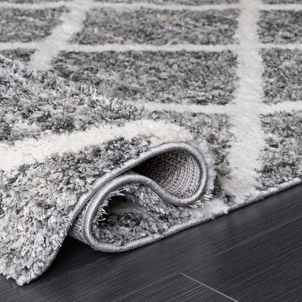 Safavieh Everett Shag Area Rug 5'3" X 7' Grey/Ivory - Soft, Stylish, Durable | Modern Elegance For Any Space Grey ,Ivory Polypropylene & Polyester Evr800f-5