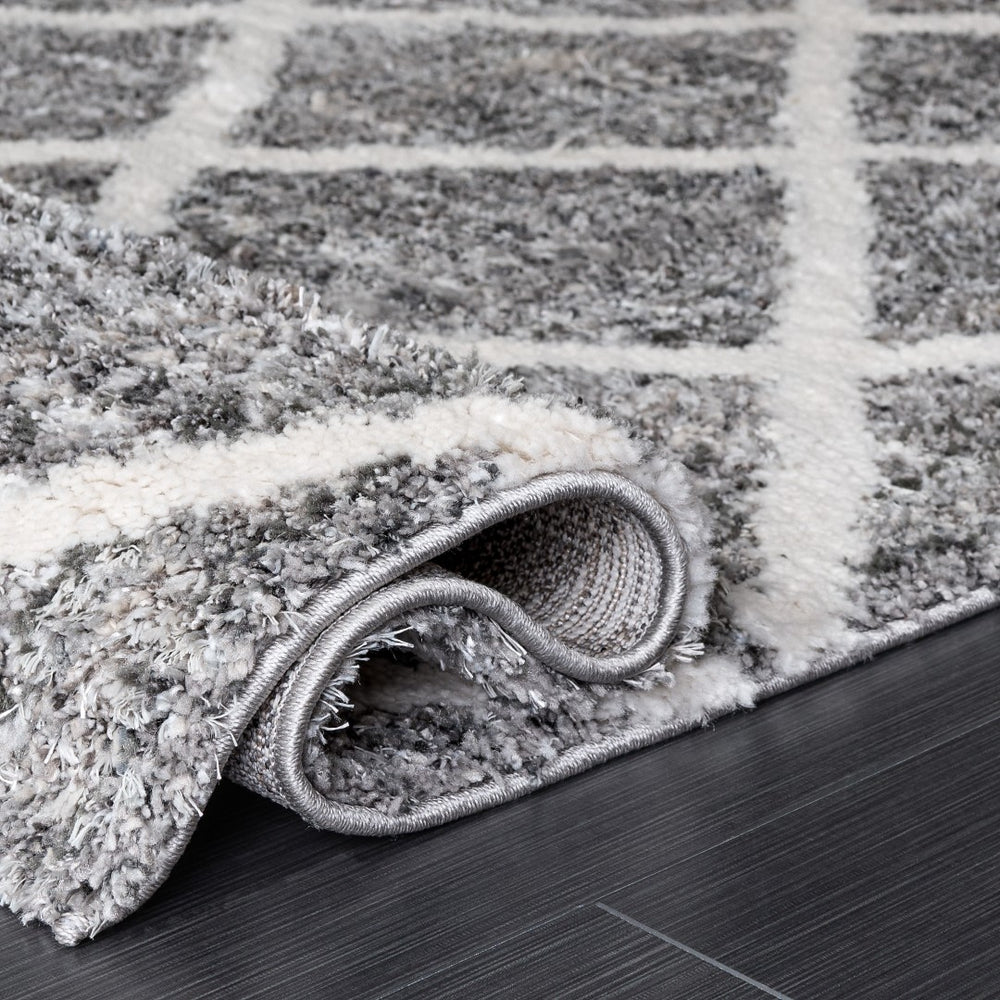 Safavieh Everett Modern Area Rug – Stylish Medium Design For Home Décor, Soft Texture, Durable Weave Grey ,Ivory Polypropylene & Polyester Evr800f-7