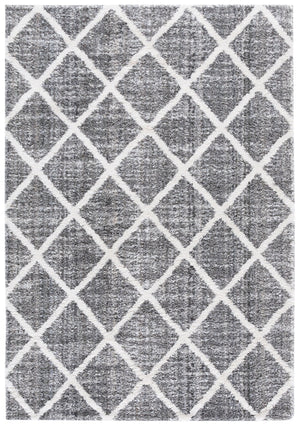 Safavieh Everett Plush Shag Rug Grey Ivory — Power-Loomed In Turkey, Stain-Resistant Polypropylene Comfort 9'-0" x 12'-0" EVR800F-9