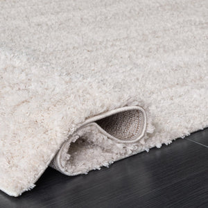 Safavieh Everett Area Rug – Elegant Medium Rectangle For Modern Spaces, Soft Durable Design For Comfort Ivory ,Beige Polypropylene & Polyester Evr802a-5