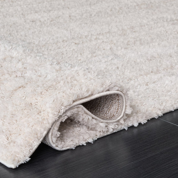 Safavieh Everett Area Rug – Elegant Medium Rectangle For Modern Spaces, Soft Durable Design For Comfort Ivory ,Beige Polypropylene & Polyester Evr802a-5