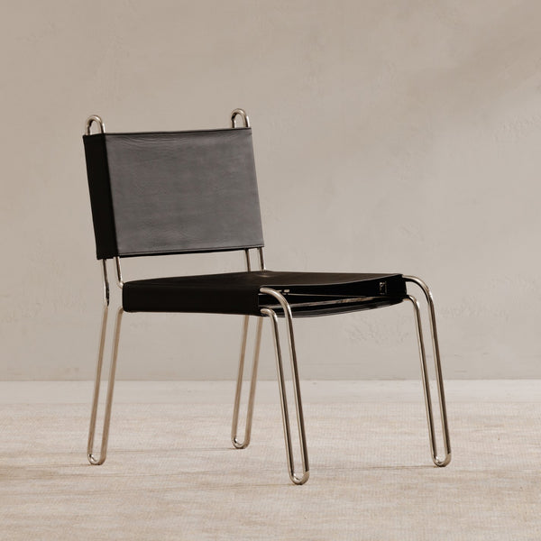 Moe's Home Petra Leather Accent Chair - Contemporary Design With Top-grade Leather And Polished Steel Frame Black Top Grain Leather,Polished Stainless Steel Frame Ew-1010-02