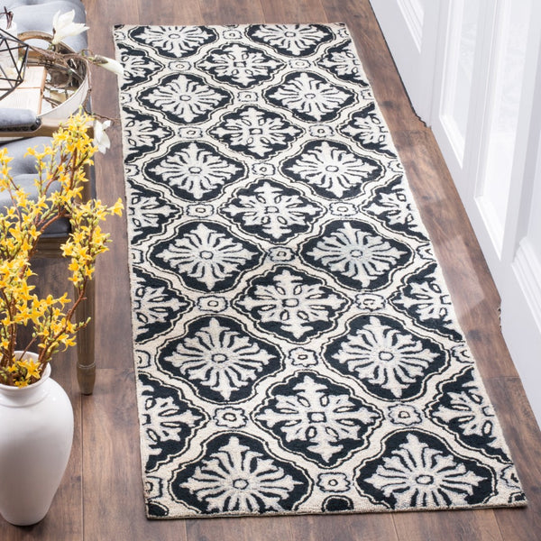 Safavieh Lexington Hand Hooked  Rug Black EZC122C-2