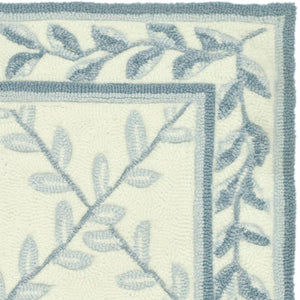 Safavieh Lattice Vine Hand Hooked  Rug Ivory / Light Blue EZC430A-2