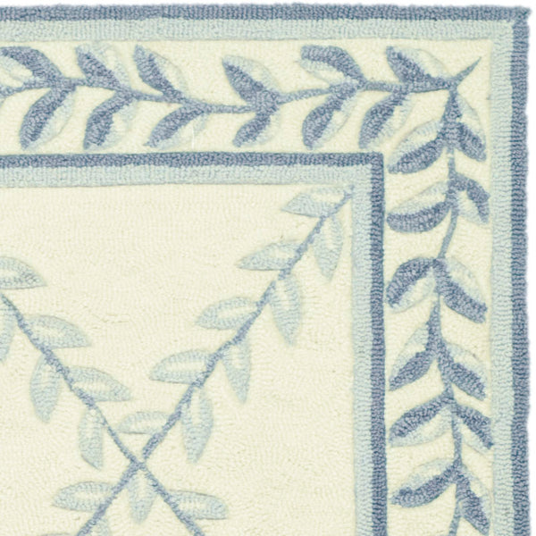Safavieh Lattice Vine Hand Hooked  Rug Ivory / Light Blue EZC430A-3