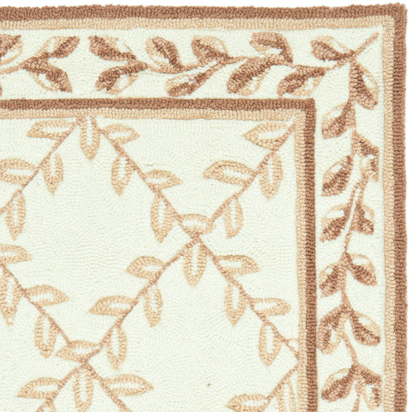 Safavieh Lattice Vine Hand Hooked  Rug Ivory / Beige EZC430C-2
