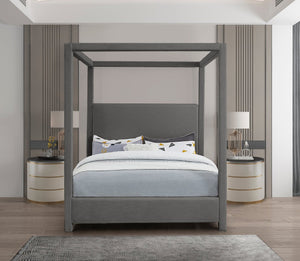 Meridian Furniture Emerson Four Post Canopy Full Bed Linen Upholstered Mid-century Modern Frame for Bedroom Grey EmersonGrey-F