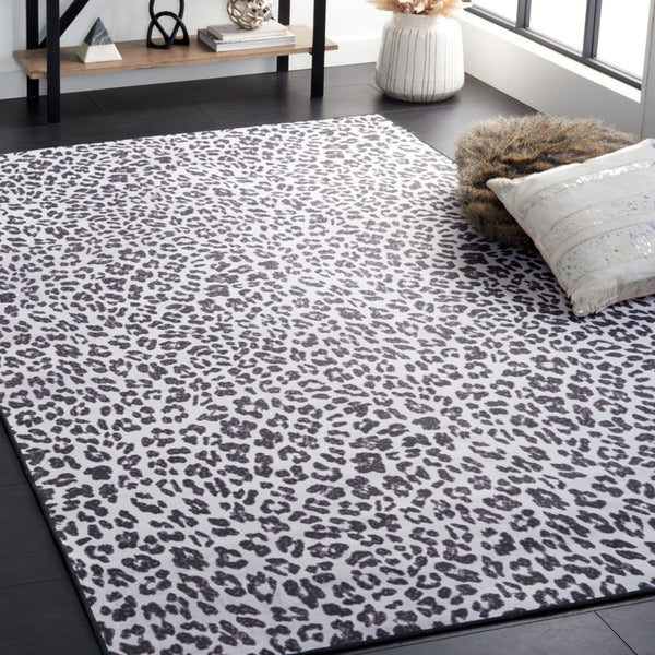 Safavieh Faux Hide 505 M/W S/R Power Loomed  Rug Ivory / Black FAH505A-5