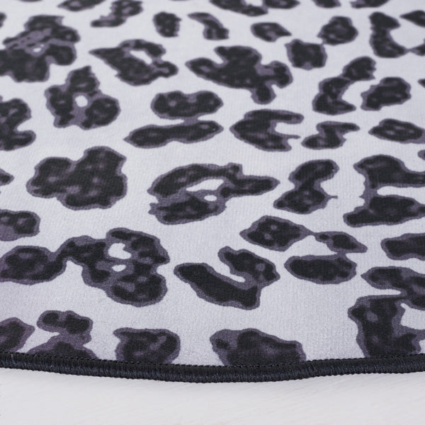 Safavieh Faux Hide 505 M/W S/R Power Loomed  Rug Ivory / Black FAH505A-9