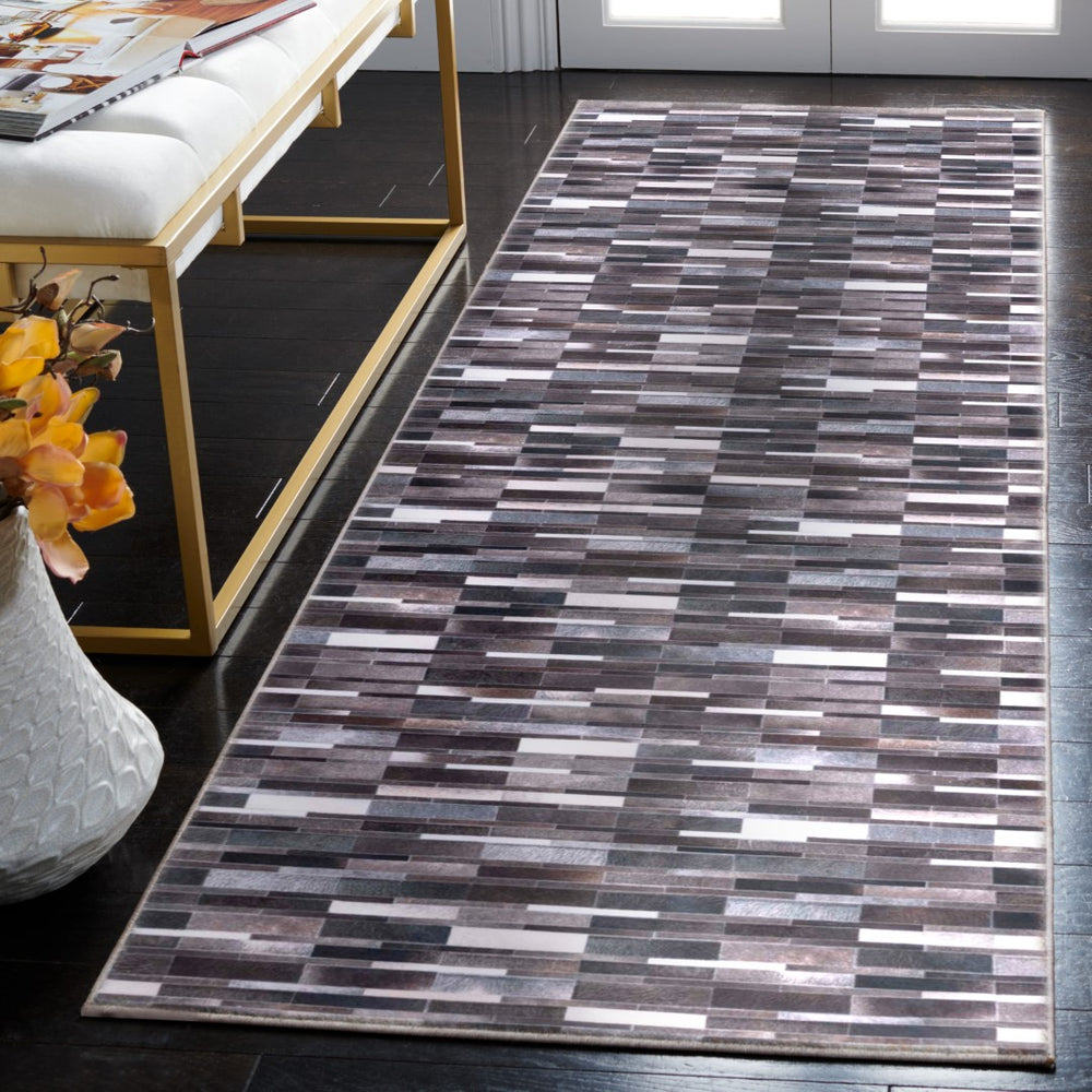 Safavieh Faux Hide 542 M/W S/R Power Loomed  Rug Ivory / Grey FAH542A-28