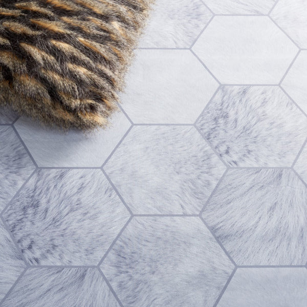 Safavieh Faux Hide 546 M/W S/R Power Loomed  Rug Ivory / Grey FAH546A-5