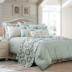 Hiend Accents Belmont Duvet Cover - Elevate Your Bedroom With Stunning Graphic Print & Luxurious Comfort Design Green,White Face, 100% Cotton. Back, 100% Cotton Fb1611du-sq-oc
