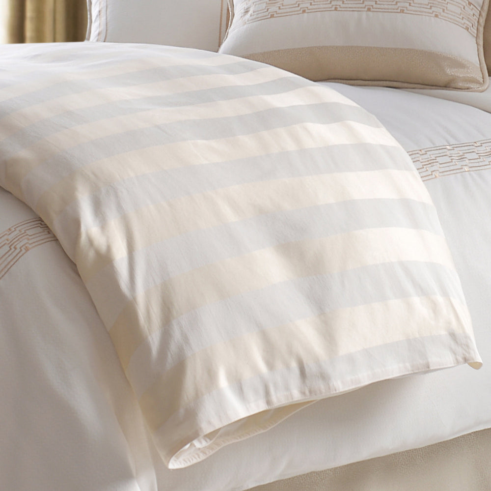 Hiend Accents Hollywood Cabana Stripe Duvet Cover - Luxurious Cotton Blend Design For Timeless Elegance In Bedrooms White,Cream Face, 75% Cotton,25% Polyester,Back, 100% Cotton Fb1774du-sq-oc