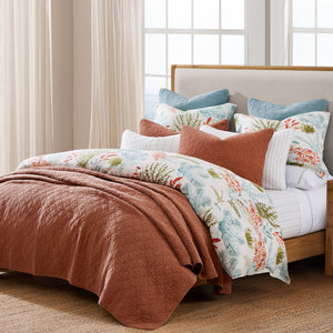 Hiend Accents Oceania Duvet Cover Set - 3 Piece Bedding Ensemble For A Serene And Tranquil Bedroom Retreat Coral Duvet Cover ,Face, 70% Viscose,30% Linen,Back, 100% Cotton. Pillow Sham ,70% Viscose,30% Linen. Fb2248ds-sk-co