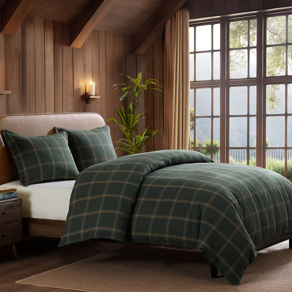 Hiend Accents Windowpane Plaid Comforter Set - Timeless Elegance For Modern Rustic And Lodge-inspired Bedrooms Hunter Green Comforter ,Face, 65% Polyester,35% Cotton,Back, 100% Cotton,Fill, 100% Polyester. Pillow Sham ,65% Polyester,35% Cotton. Fb2317-fl-hg