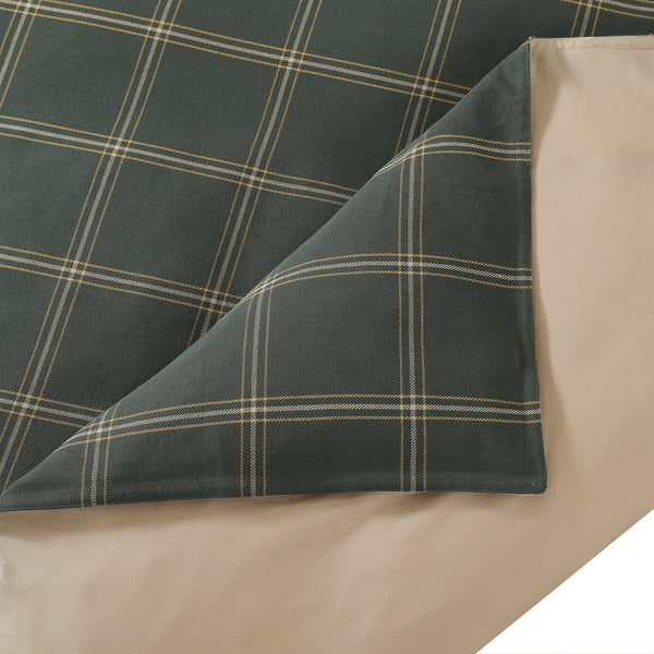 Hiend Accents Windowpane Plaid Comforter Set - Timeless Elegance For Modern Rustic And Lodge-inspired Bedrooms Hunter Green Comforter ,Face, 65% Polyester,35% Cotton,Back, 100% Cotton,Fill, 100% Polyester. Pillow Sham ,65% Polyester,35% Cotton. Fb2317-fl-hg