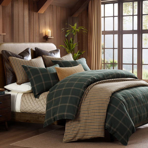 Hiend Accents Windowpane Plaid Comforter Set - Elevate Your Bedroom With Timeless Elegance And Cozy Style Hunter Green Comforter ,Face, 65% Polyester,35% Cotton,Back, 100% Cotton,Fill, 100% Polyester. Pillow Sham ,65% Polyester,35% Cotton. Fb2317-tw-hg
