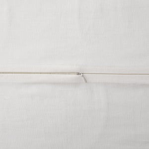 Hiend Accents Verona Matelassé Duvet Cover Set - Luxurious 3-piece Cotton Bedding Ensemble For Elegant Bedrooms Vintage White Duvet Cover ,Face And Back 100% Cotton. Pillow Sham, 100% Cotton. Fb2357ds-sk-vw