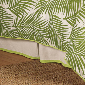 Hiend Accents Capri Bed Skirt - Elegant Fern Print Design With Green Quilted Accents For A Chic Coastal Retreat  Bedskirt, Skirt, 55% Cotton,45% Linen. Decking, 100% Polyester Fb4100bs-kg-oc