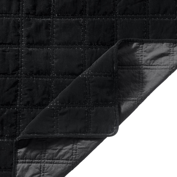 Hiend Accents Stella Faux Silk Double Box Stitch Quilt Set - Luxurious 3 Piece Bedding For Elegant Bedrooms Black Face, 70% Rayon,30% Nylon,Back, 100% Cotton,Fill, 100% Polyester Fb6600-kg-bk