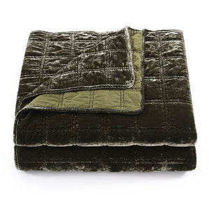 Hiend Accents Stella Faux Silk Double Box Stitch Quilt Set - Luxurious 3 Piece Bedding For Elegant Bedrooms Fern Green Face, 70% Rayon,30% Nylon,Back, 100% Cotton,Fill, 100% Polyester Fb6600-kg-fg