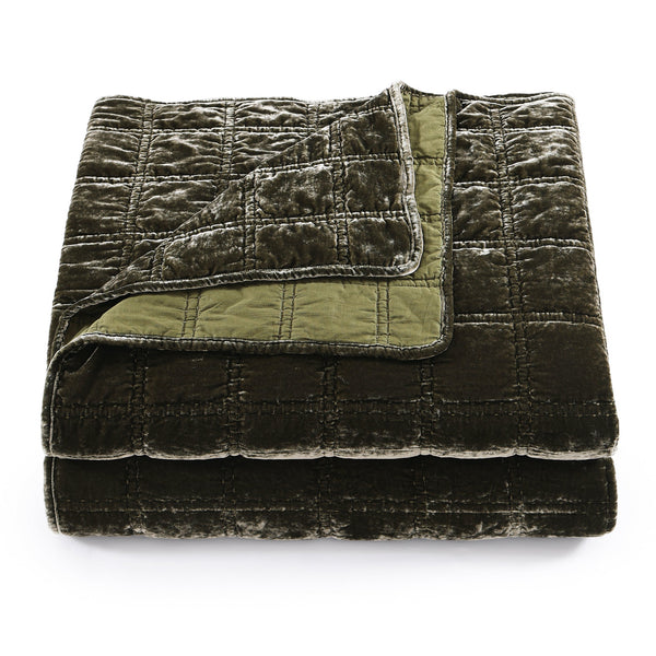 Hiend Accents Stella Faux Silk Double Box Stitch Quilt Set - Luxurious 3 Piece Bedding For Elegant Bedrooms Fern Green Face, 70% Rayon,30% Nylon,Back, 100% Cotton,Fill, 100% Polyester Fb6600-kg-fg