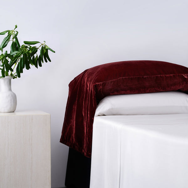 Hiend Accents Stella Faux Silk Velvet Waterfall Pillowcase Set - Elevate Your Bedroom With Luxury And Style Garnet Red 70% Rayon,30% Nylon Fb6900ps-os-rd