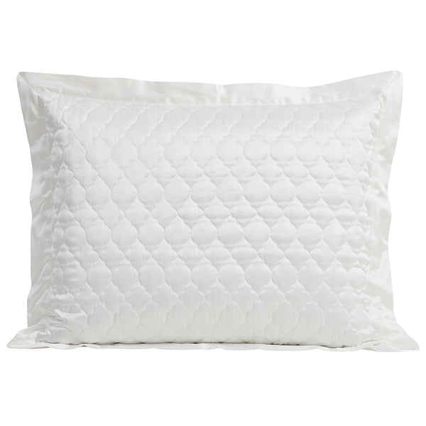 Hiend Accents High Shine Satin Quatrefoil Quilt Pillow Sham Set - Luxurious Elegance For Your Bedroom Decor White Face, 52% Viscose,48% Polyester,Back, 100% Polyester,Fill, 100% Polyester Fb7135ps-ks-wh