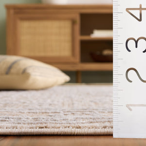 Safavieh Finley Elegant Runner Rug - Traditional Power Loomed Design In Soft Neutral Tones For Any Decor Beige ,Ivory Polyester Fin304b-5