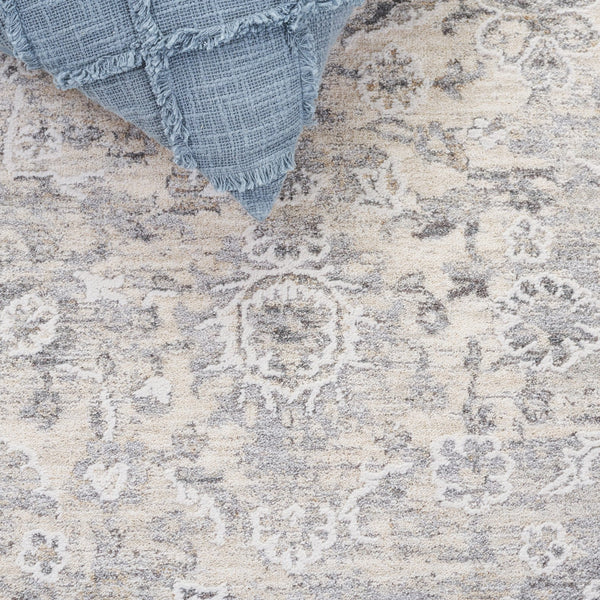 Safavieh Finley Elegant Traditional Runner Rug - Soft Polyester, Power Loomed, Classic Grey/Beige Charm For Home Grey ,Beige Polyester Fin316f-5