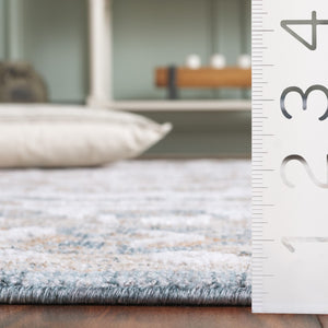 Safavieh Finley Stunning Power Loomed Rug In Elegant Traditional Style For Timeless Home Décor Appeal Blue ,Beige Polyester Fin328m-4