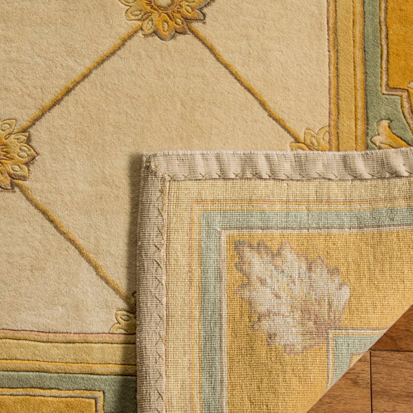 Safavieh Florence Hand Knotted Wool Pile Area Rug - Timeless Elegance With Classic Floral Design For Your Home Assorted Wool Pile Fl03a-8sq