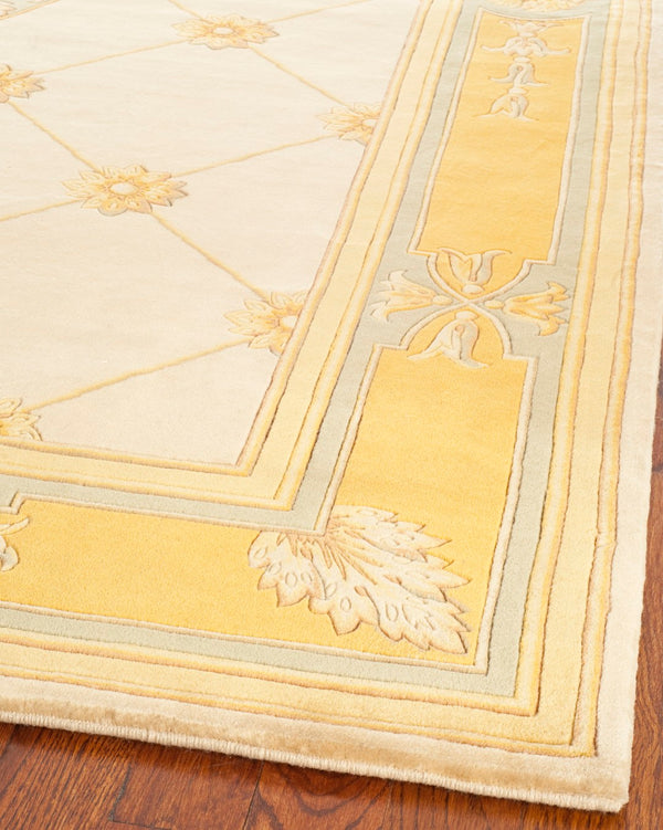 Safavieh Florence Hand Knotted Wool Pile Area Rug - Timeless Elegance With Classic Floral Design For Your Home Assorted Wool Pile Fl03a-8sq