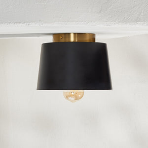 Safavieh PARKES, 8.25 INCH BLACK/BRASS FLUSH MOUNT - Stylish, Durable Lighting for Modern & Classic Spaces FLU4064A