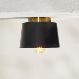 Safavieh PARKES, 8.25 INCH BLACK/BRASS FLUSH MOUNT - Stylish, Durable Lighting for Modern & Classic Spaces FLU4064A