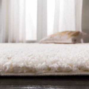 Safavieh Fontana Shag Ivory Polypropylene Rug Plush Two Inch Pile for Living Bedroom Off White FNT800A-68