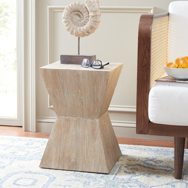 Safavieh Natak Curved Oak Side Table - Sculptural Accent For Modern & Rustic Spaces, Perfect Nightstand Option FOX1009A