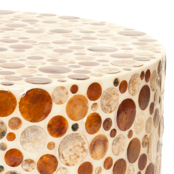 Safavieh Annette Round Table - Contemporary Artistry With Glossy Off-White Resin & Colorful Capiz Shell Accents FOX1500A