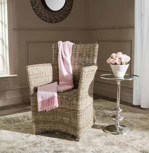 Safavieh Natuna Rattan Arm Chair - Coastal-Inspired Design, Hand-Woven Rattan For Living Room & Dining Spaces FOX1605A