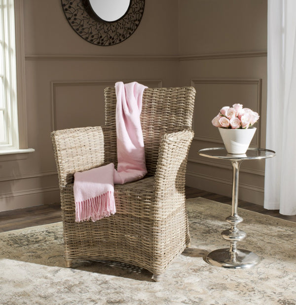 Safavieh Natuna Rattan Arm Chair - Coastal-Inspired Design, Hand-Woven Rattan For Living Room & Dining Spaces FOX1605A