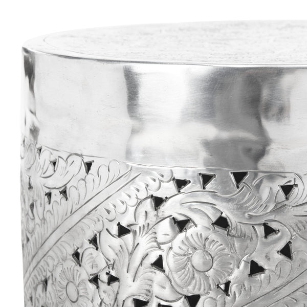 Safavieh Adrien Contemporary Silver End Table With Intricate Pattern - Stylish Accent For Any Space FOX4518A
