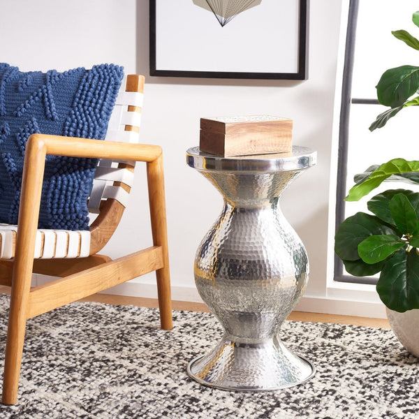 Safavieh Radium Sculptural Hammered Stool - Elegant Hourglass Accent For Modern And Traditional Spaces Silver FOX5505A