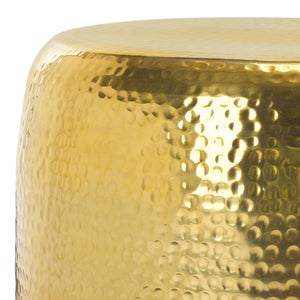 Safavieh Saanvi Luxurious Round Accent Table With Hammered Gold Top & Emerald Glass Base For Chic Décor FOX5530A