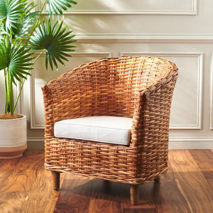Safavieh Omni Barrel Chair - British Colonial-Inspired Rattan Accent With Soft Cotton Cushion For Cozy Elegance Honey FOX6501A