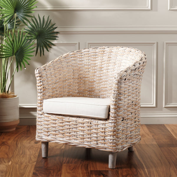Safavieh Omni Barrel Chair - British Colonial-Inspired Rattan Accent With Soft Cotton Cushion For Cozy Elegance Natural White Wash/White FOX6501E