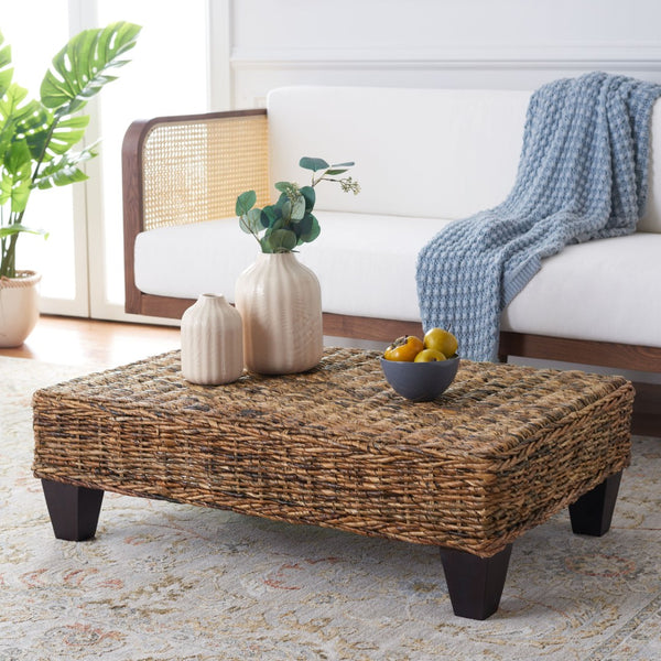 Safavieh Leary Coastal-Chic Coffee Table With Rattan Top And Sturdy Mango Wood Legs For Modern Living Spaces Banana Natural FOX6528B